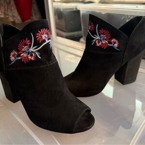 Black Open Toe Floral Embroidered Booties